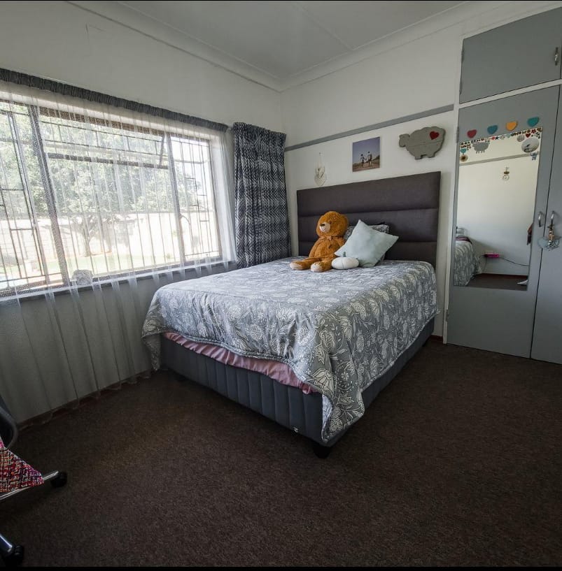 4 Bedroom Property for Sale in Sasolburg Ext 5 Free State